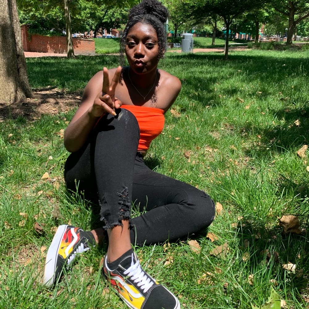 Meet your Posher, Jule